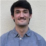 Bonjour, je souhaite partager mes connaissances et aider les lycéens à surmonter leurs difficultés dans les matières scientifiques